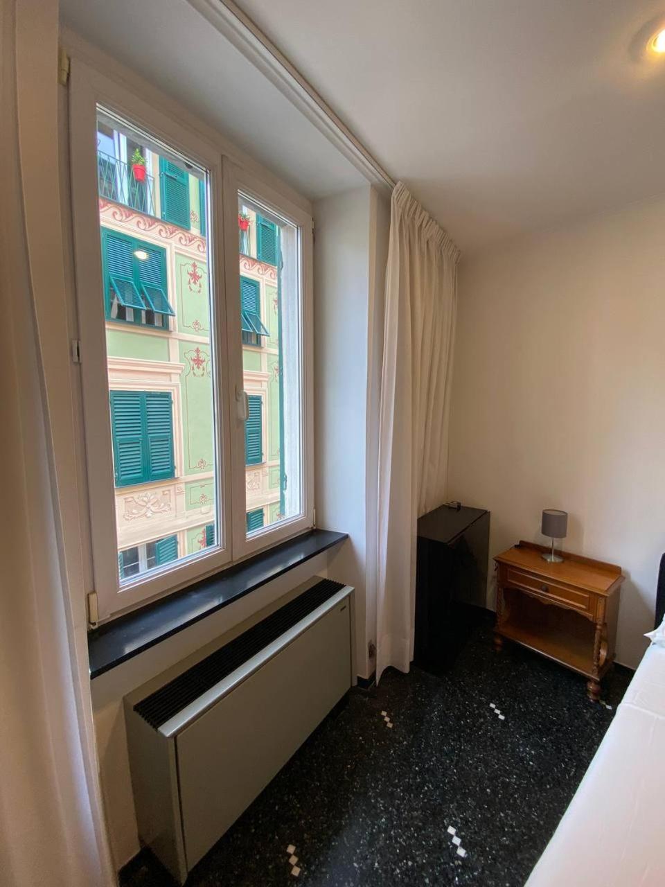 Martel Rooms - Genova Centro Brignole Bagian luar foto