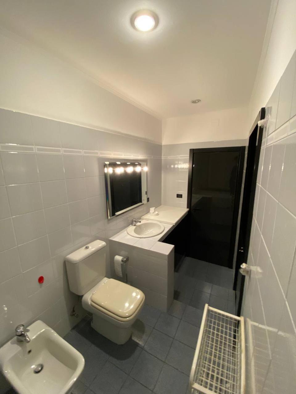 Martel Rooms - Genova Centro Brignole Bagian luar foto