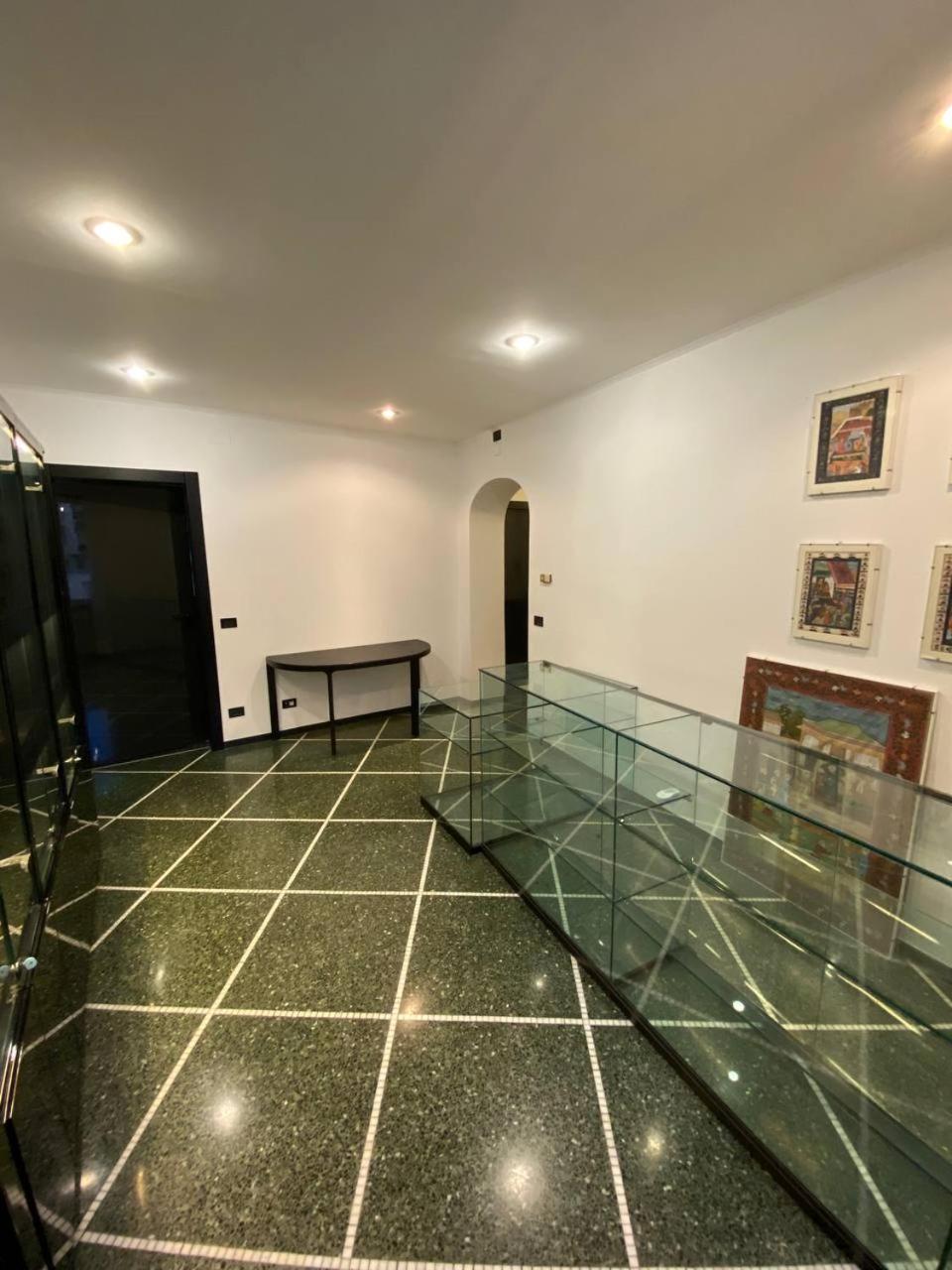Martel Rooms - Genova Centro Brignole Bagian luar foto