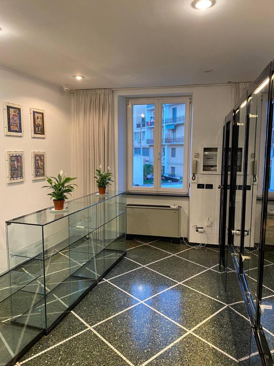 Martel Rooms - Genova Centro Brignole Bagian luar foto