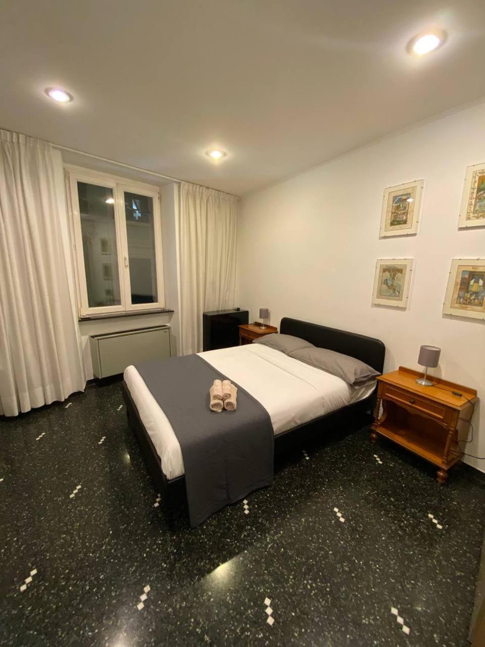 Martel Rooms - Genova Centro Brignole Bagian luar foto