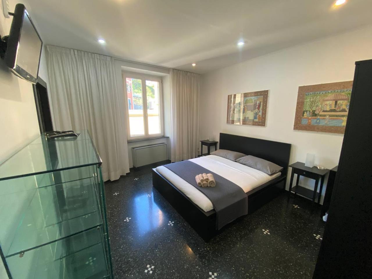 Martel Rooms - Genova Centro Brignole Bagian luar foto