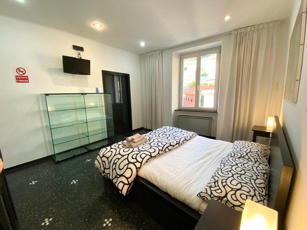 Martel Rooms - Genova Centro Brignole Bagian luar foto